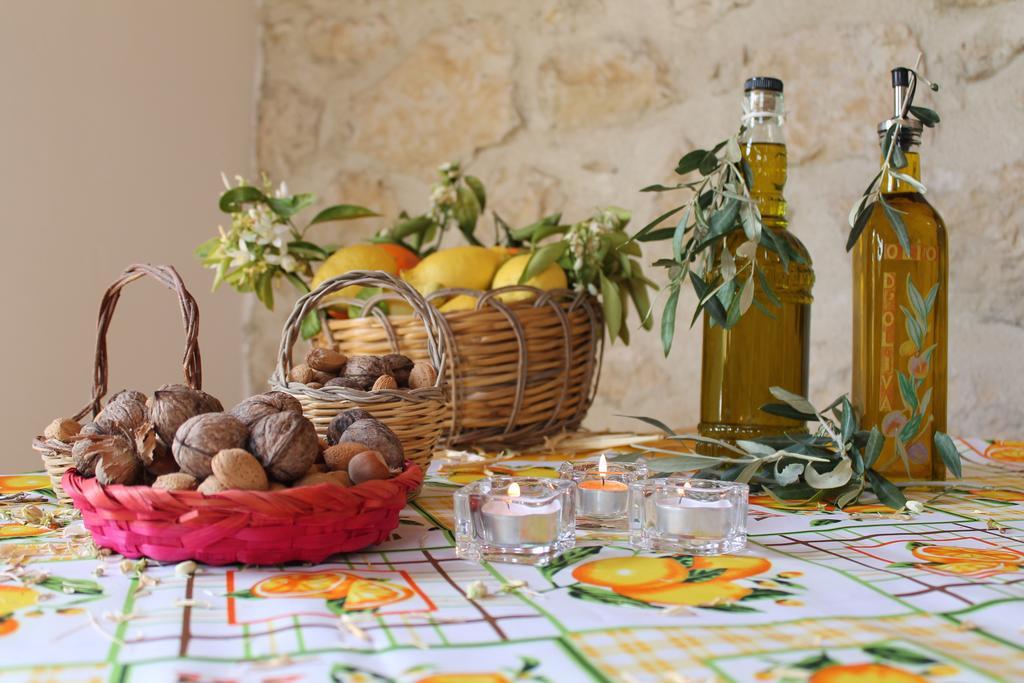 Tenuta Lanza Il Mulino Acquaviva Platani Exterior photo