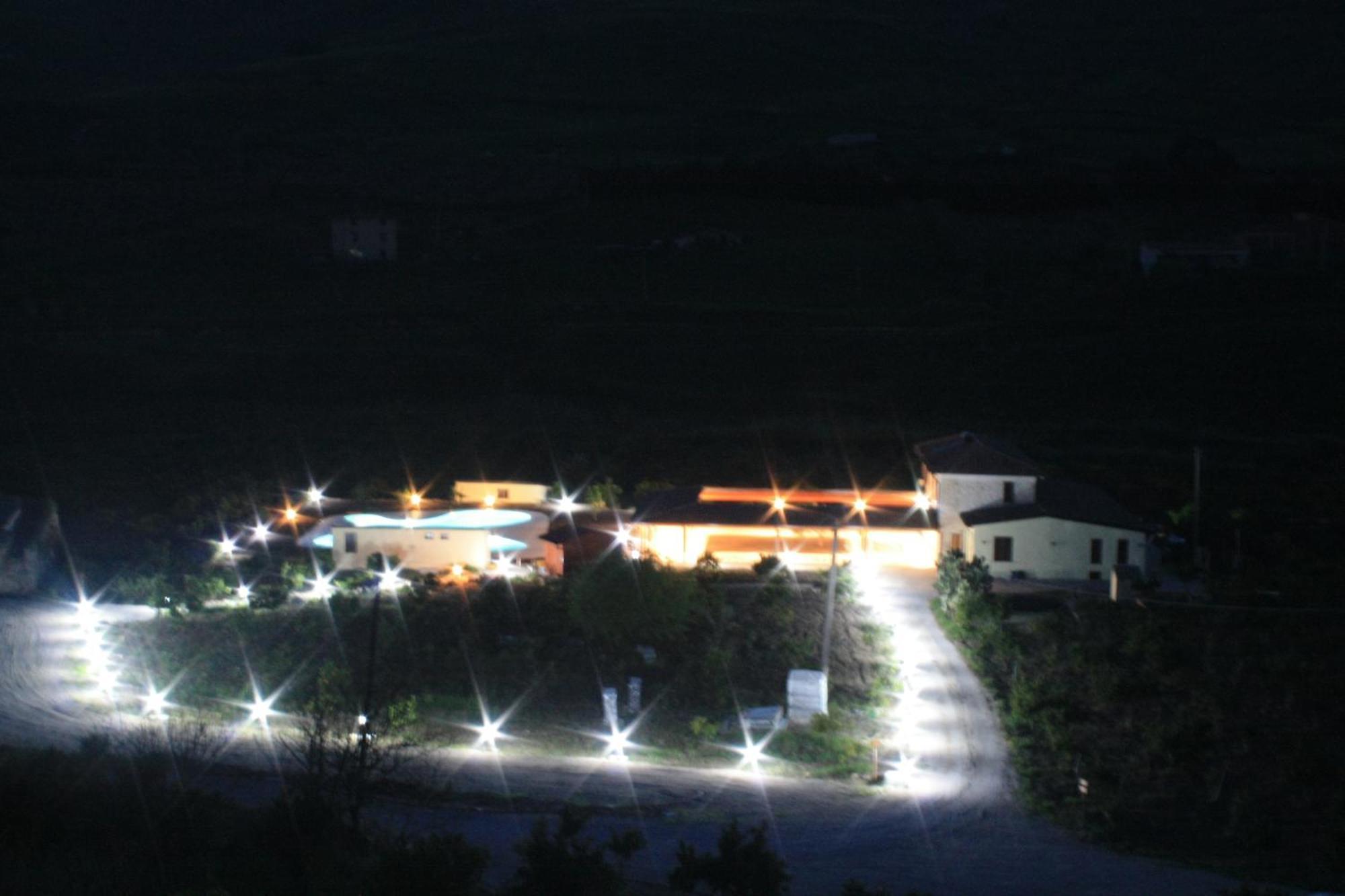 Tenuta Lanza Il Mulino Acquaviva Platani Exterior photo