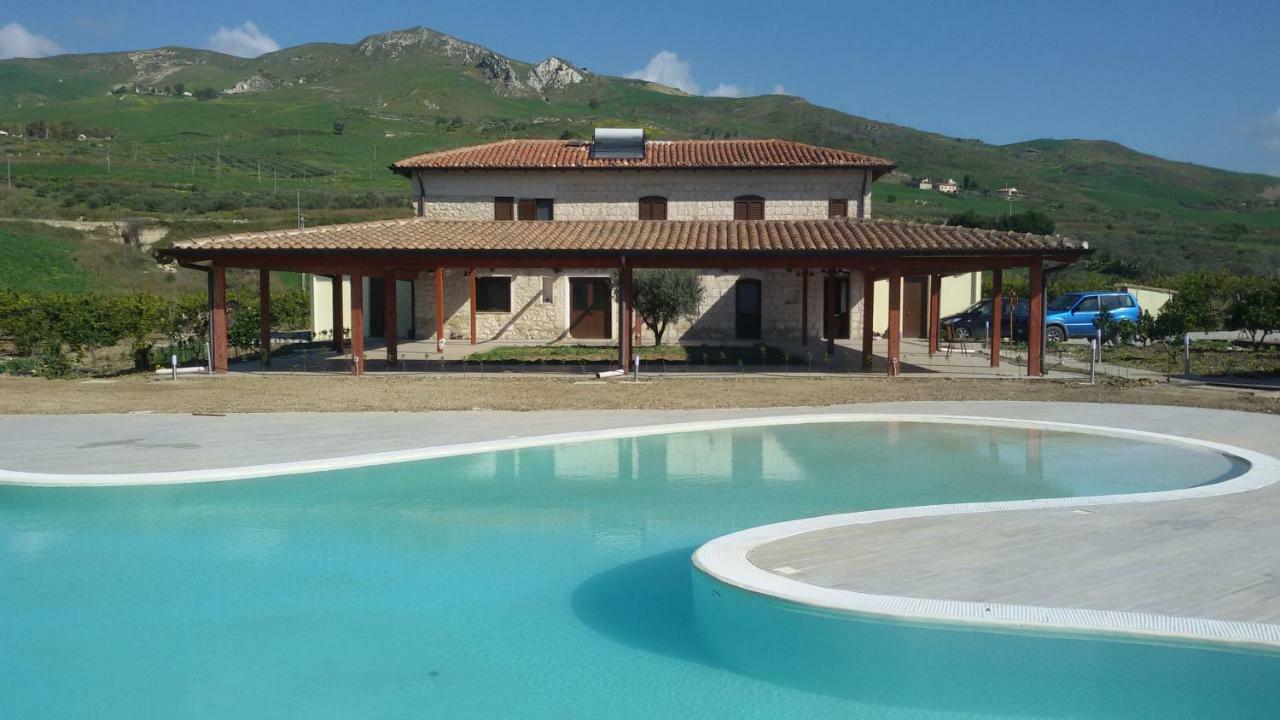 Tenuta Lanza Il Mulino Acquaviva Platani Exterior photo